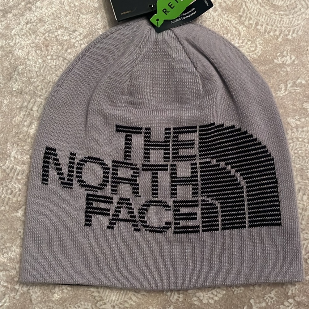 Brand New The North Face Gray & Black Reversible Highline Knit Beanie Winter Hat - Picture 3 of 11